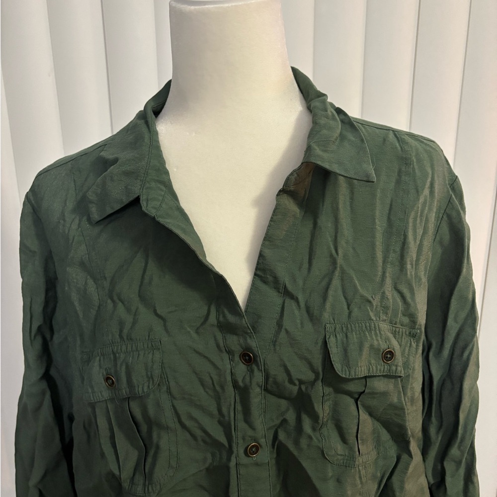 Roz & Ali Green Button Down Casual Shirt